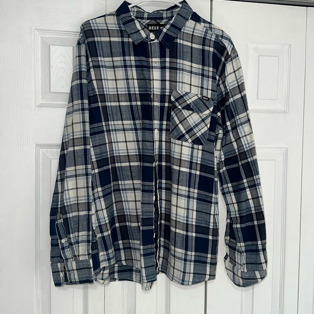 Reef woven long sleeve button down